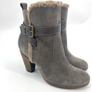 Bjorndal gray suede fleece lined ankle boots 10